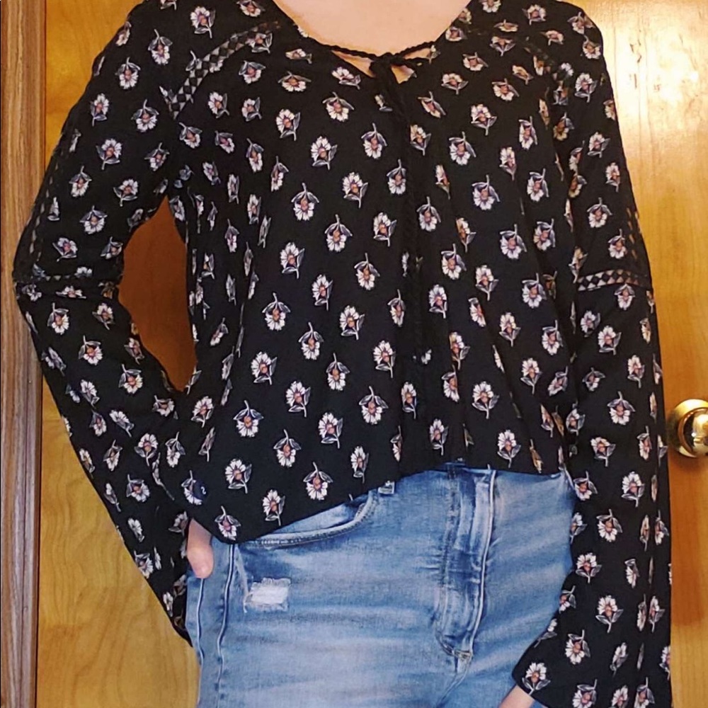 Abercrombie and Fitch loose floral top